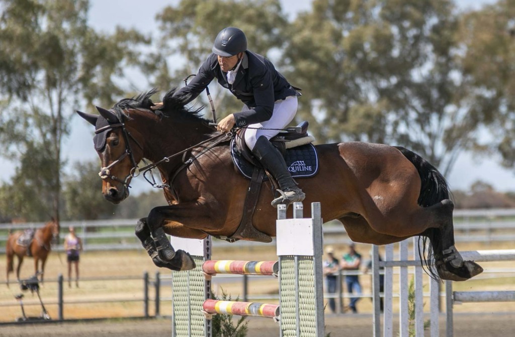 Stephen-Dingwall-on-Cavalier-Du-Rouet-Wagga