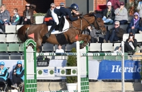 18 Year Old Jasmine Dennison takes out the Melbourne Royal World Cup Qualifier