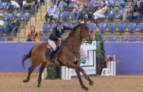 Jess Rice-Ward flies to victory in the Rider's Cup