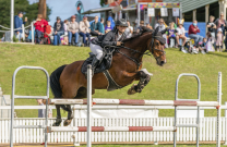 Sarah Weiss dominates at Mount Gravatt Show