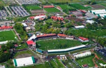 Rowan Willis competing at Spruce Meadows.