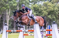 A flying start to Waratah Showjumping